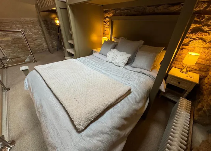 Apartment Beautifully Converted Hutton Bushel